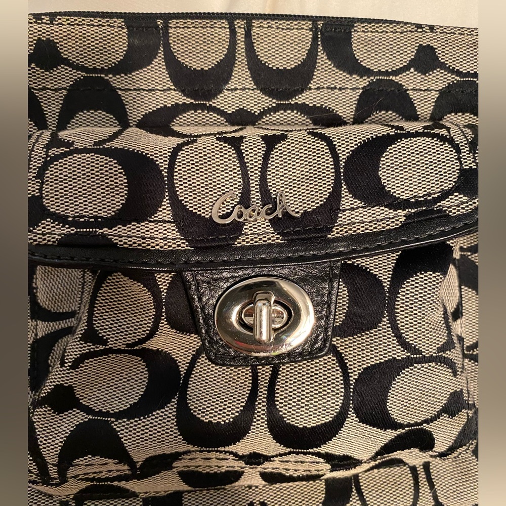 Coach Signature C Pattern Crossbody Bag - image 5